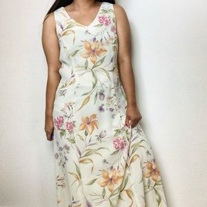 Vintage DJI 90s Cream Floral Sleeveless Maxi Dress